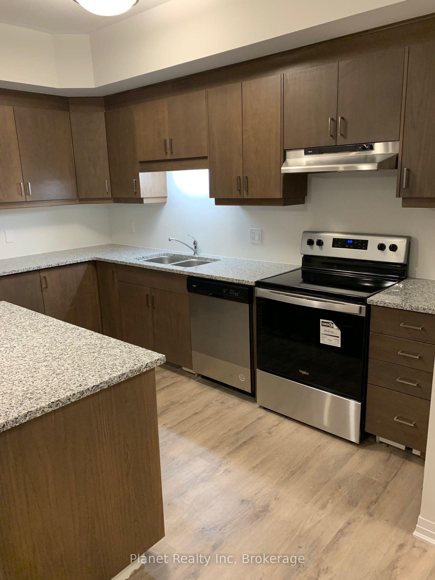 25 Isherwood Avenue C45 #C45 — photo 1