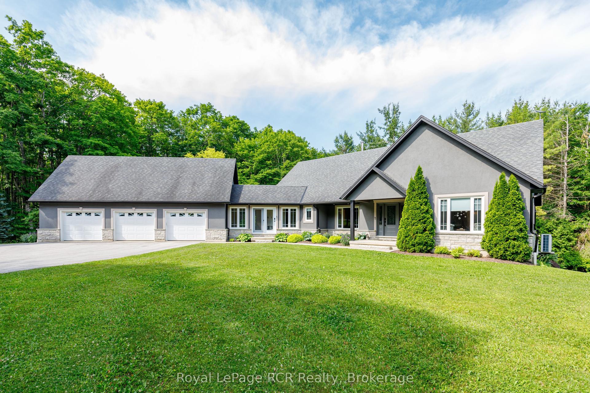 595530 4TH Line, Blue Mountains — Detached for sale, photo 1
