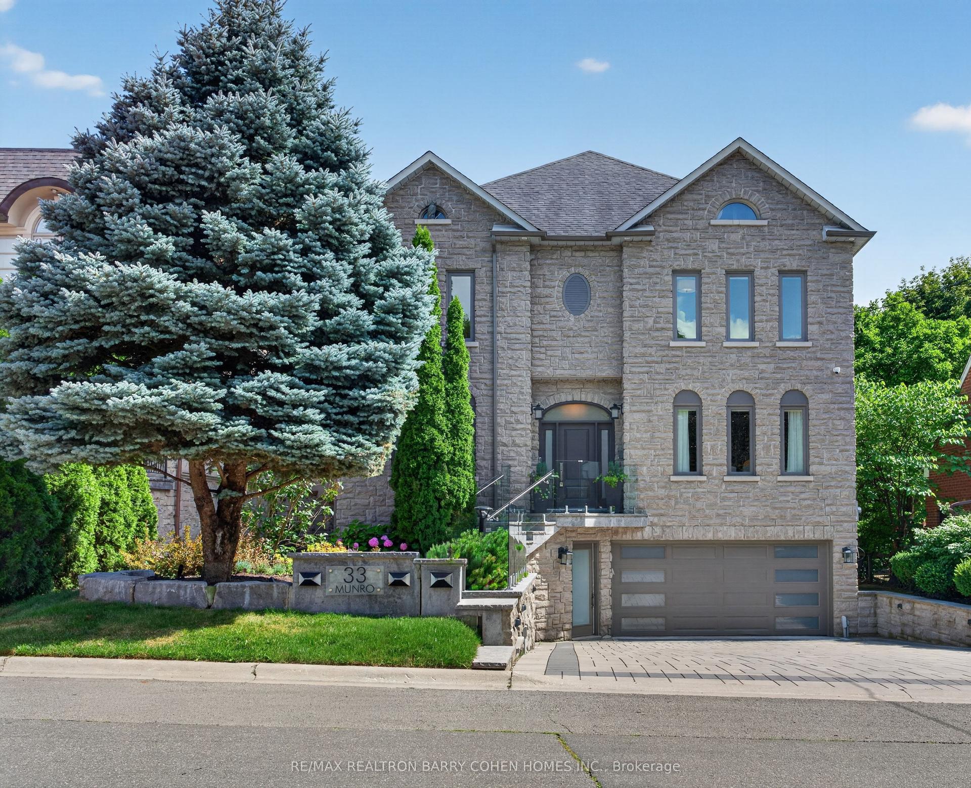 33 Munro Boulevard, Toronto — Detached for sale, photo 1
