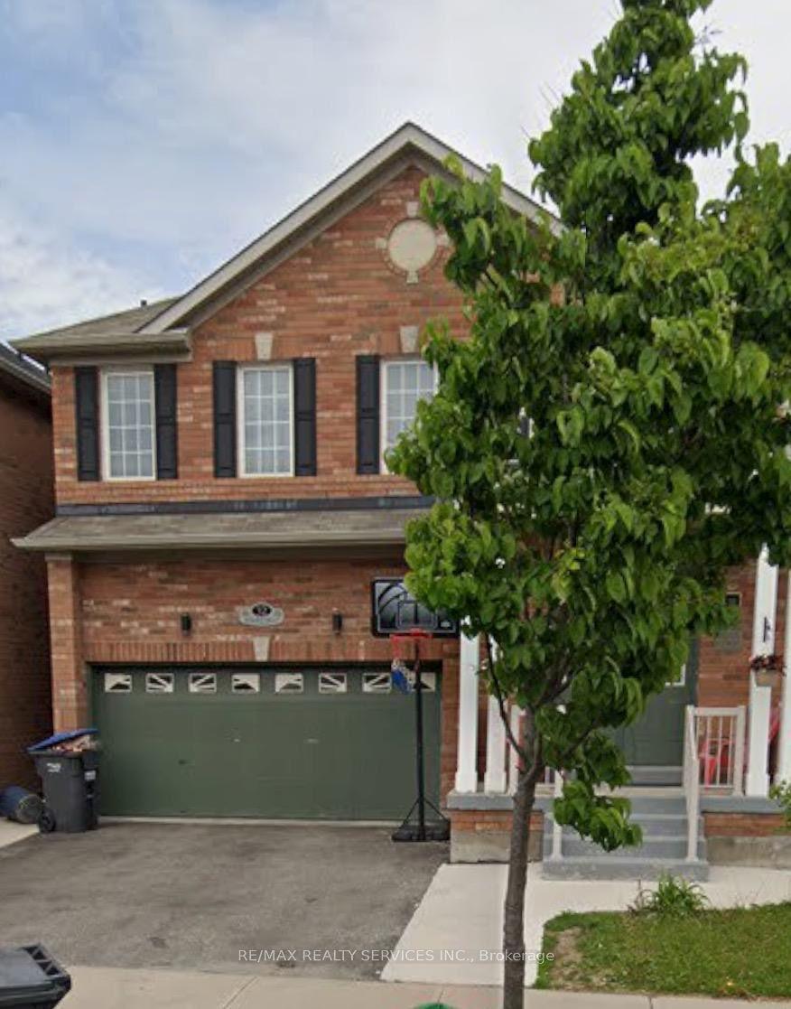 32 Demaris Drive, Brampton — Detached for sale, photo 1