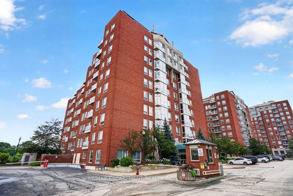 60 OLD MILL Road 702 #702, Oakville — Condo for sale, photo 1