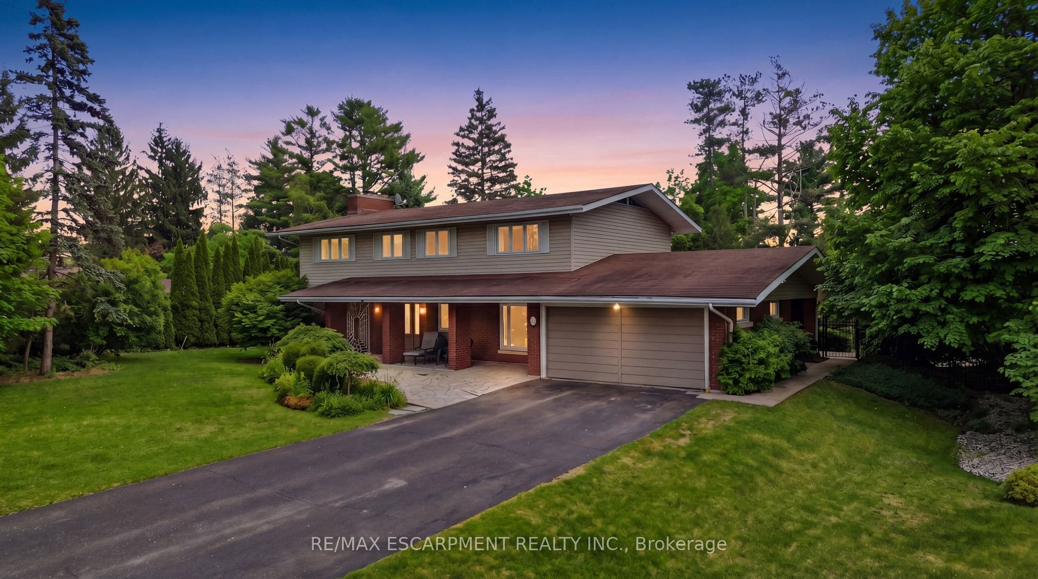 6 Summit Circle — photo 1