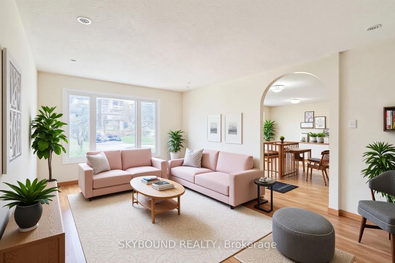 1298 Forest Hill — photo 1