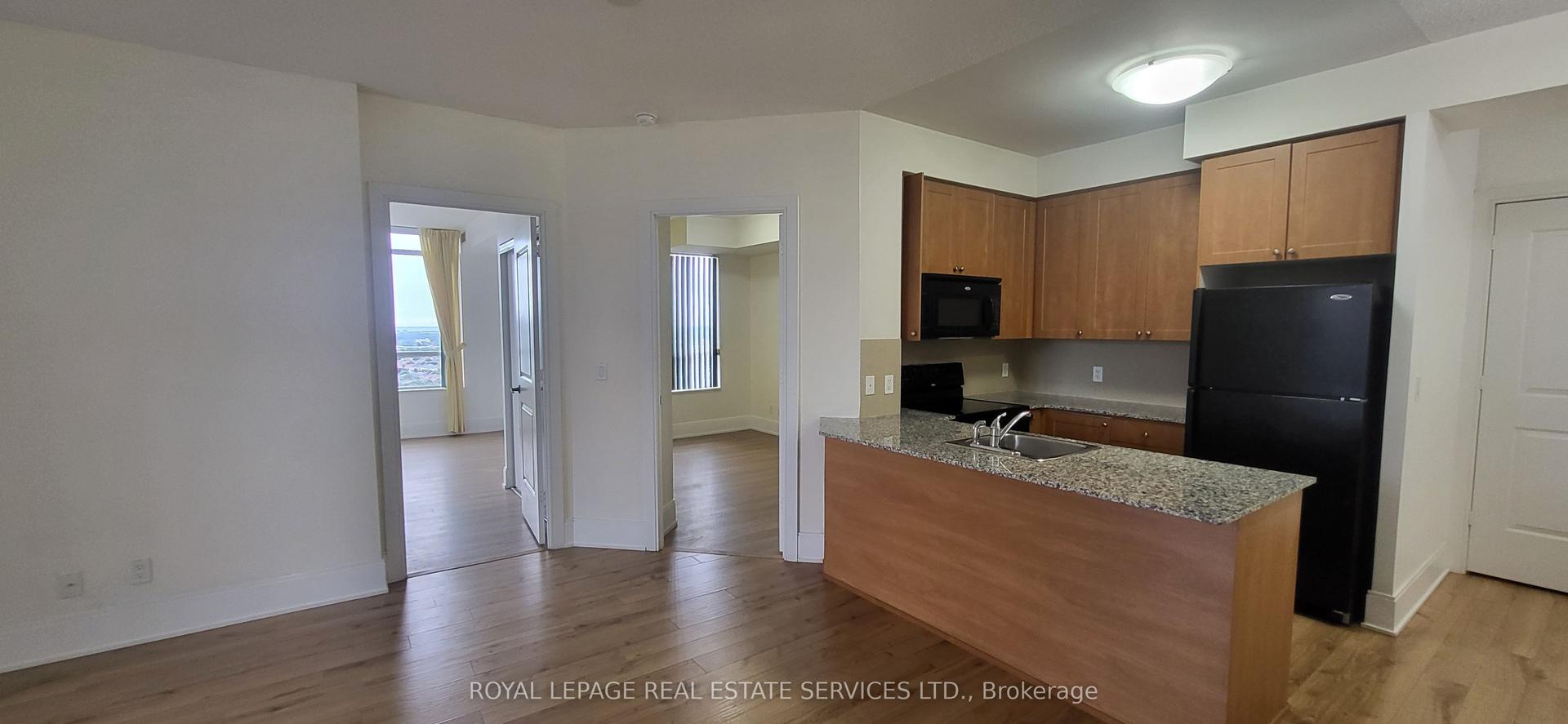 330 Burnhamthorpe Road W 2109 #2109, Mississauga — Condo for lease, photo 1