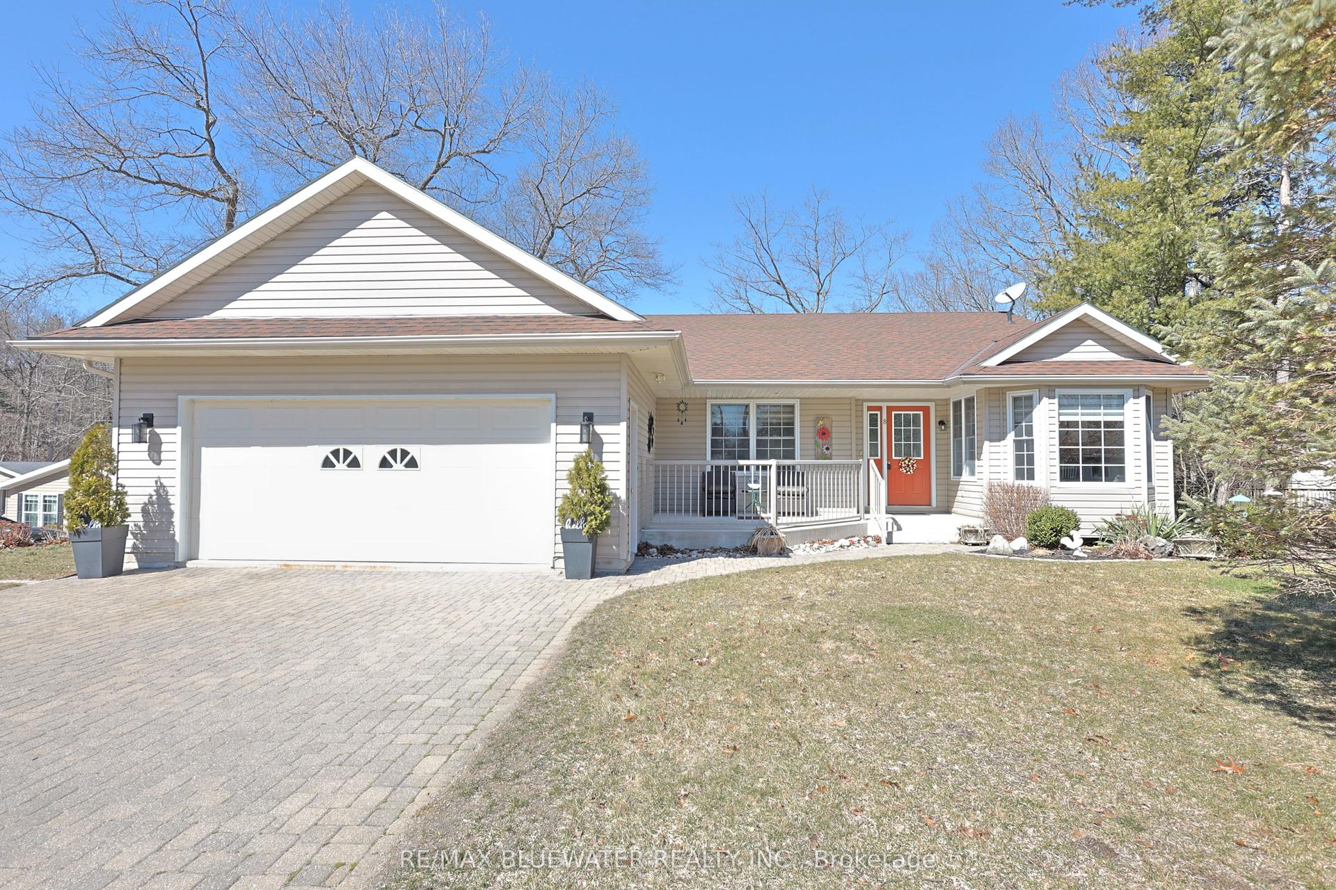 9826 Northville Crescent 8 #8 — photo 1