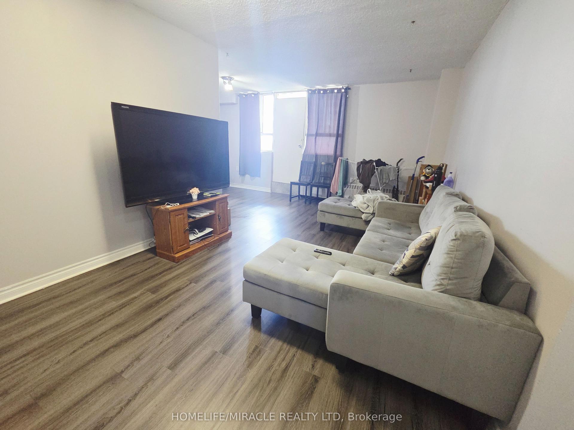 100 Dundalk Drive 916 #916 — photo 1