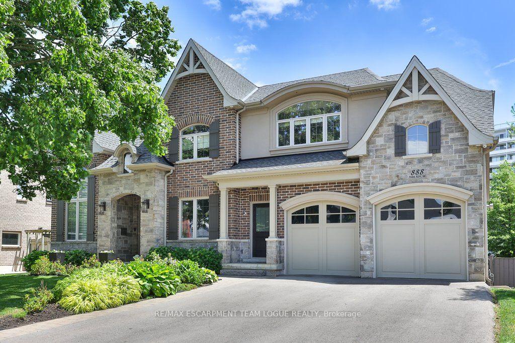 888 Park Avenue W, Burlington — Detached for sale, photo 1