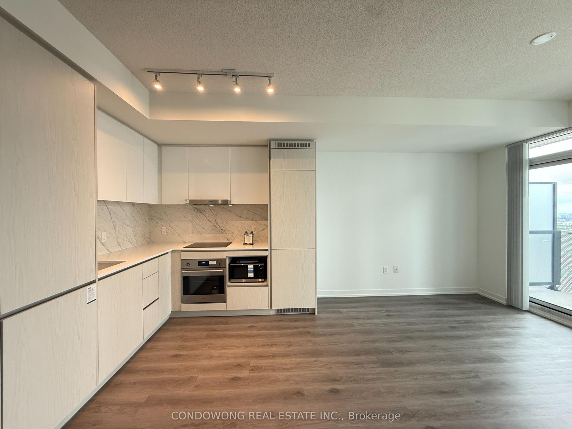 28 Interchange Way 2603 #2603 — photo 1