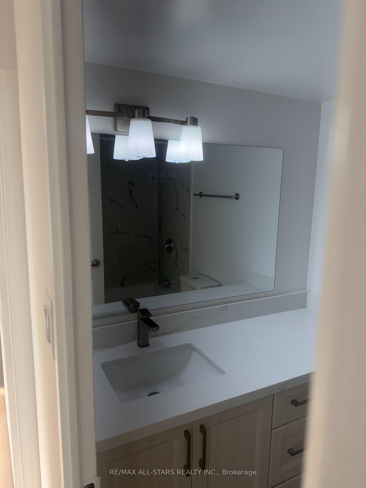 180 Markham Road 603 #603, Toronto — Condo for lease, photo 1