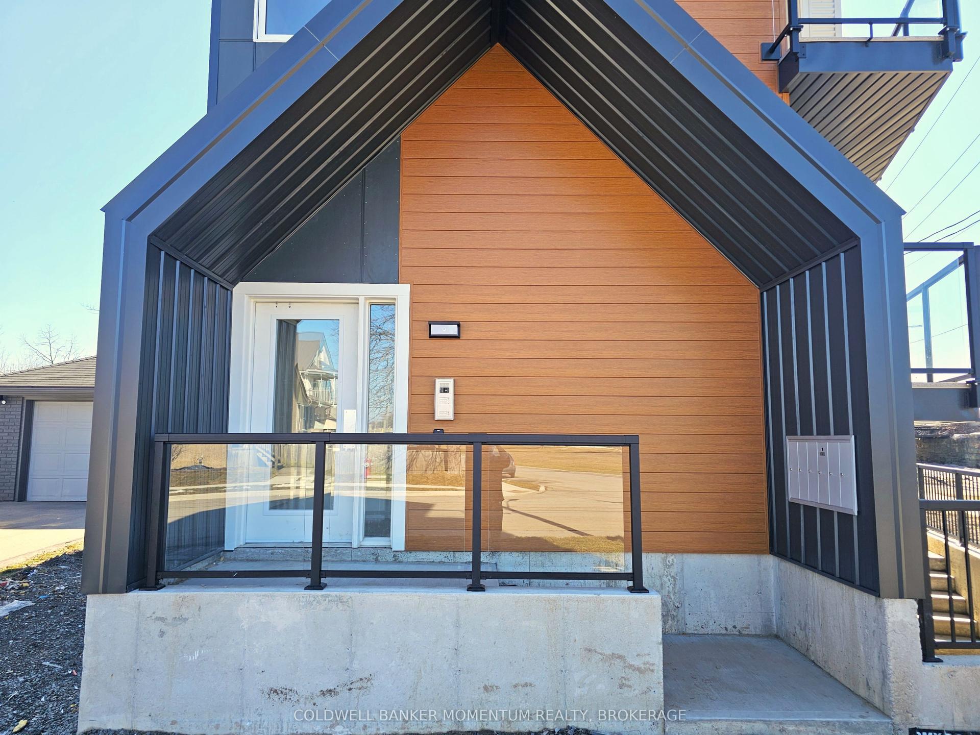 89 Sixth Street 3 #3, Welland — Multiplex for lease, photo 1