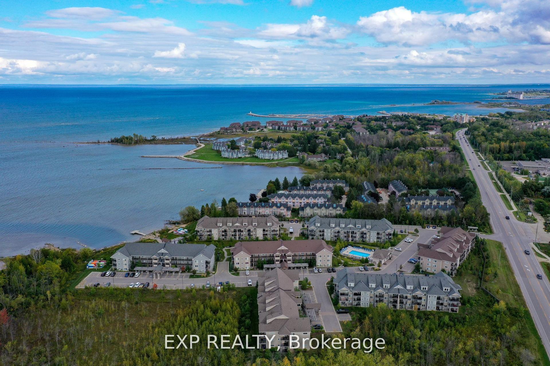 5 Anchorage Crescent 202 #202 — photo 1