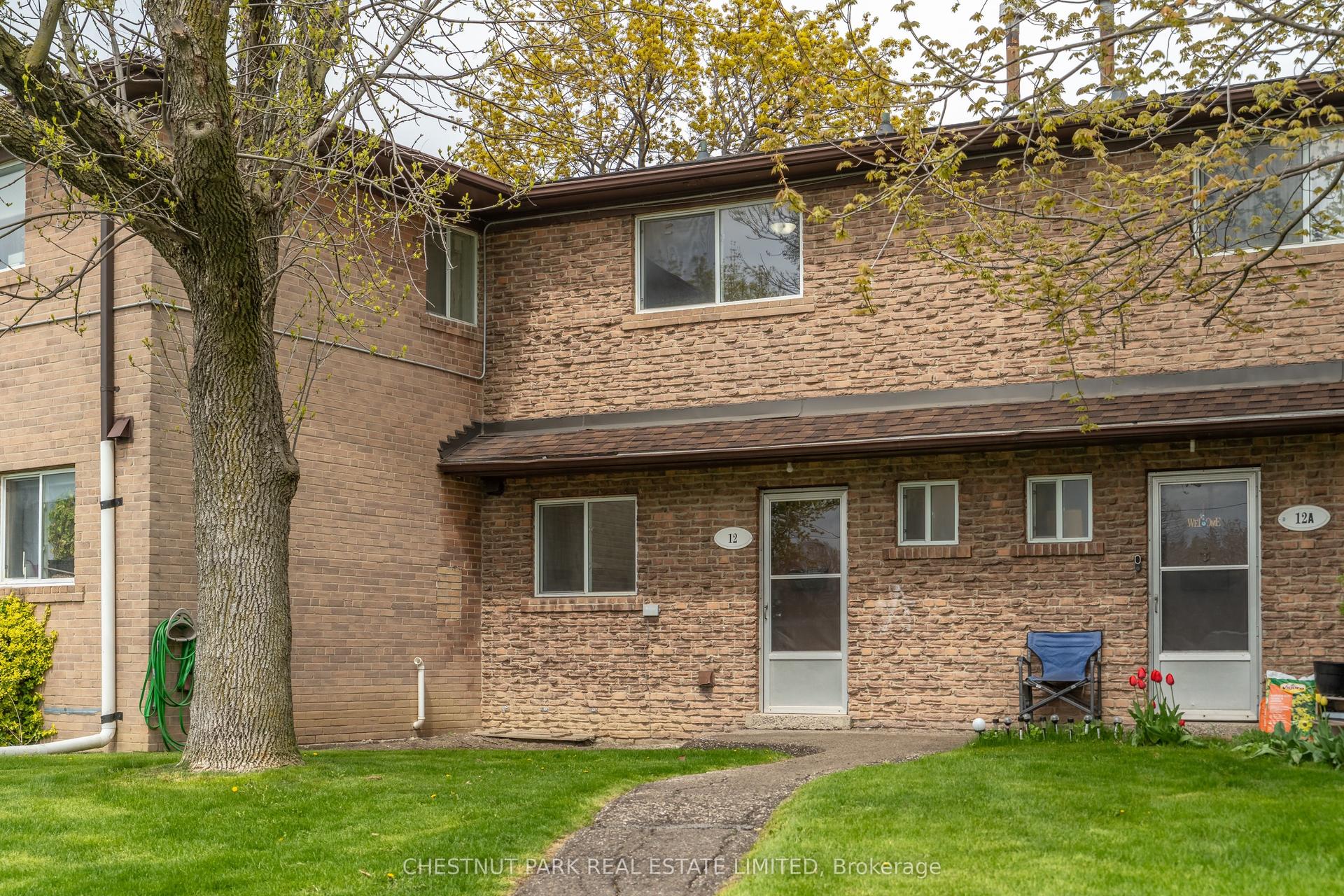 44 ROMFIELD Drive 12 #12, Toronto — Townhouse for lease, photo 1