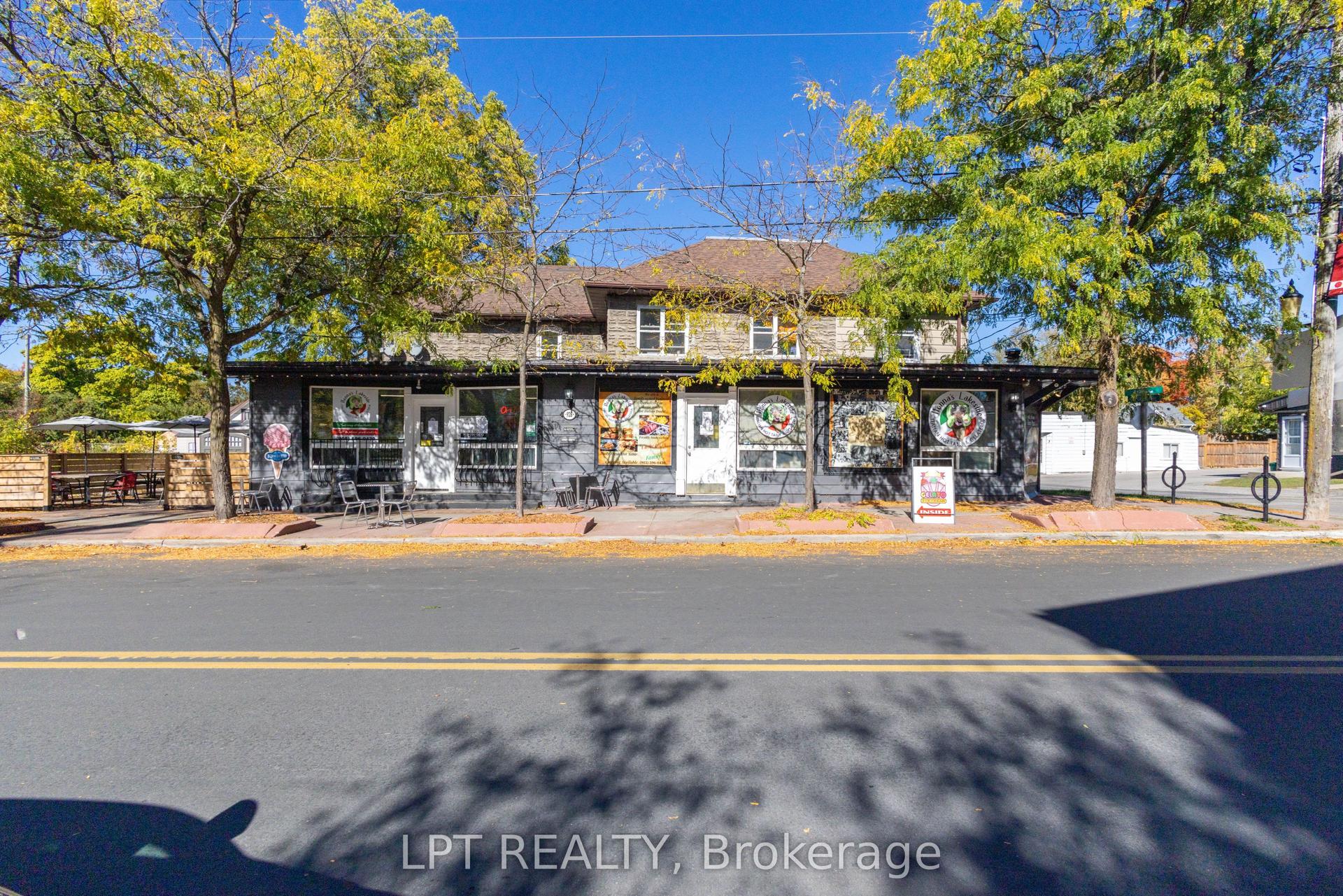 928 Lake Drive E 104 & 105 #104 & 105 — photo 1