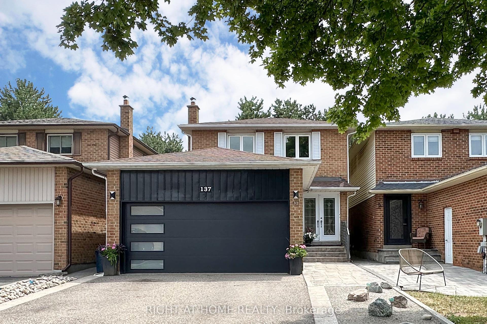 137 Joanna Crescent, Vaughan — Detached for sale, photo 1
