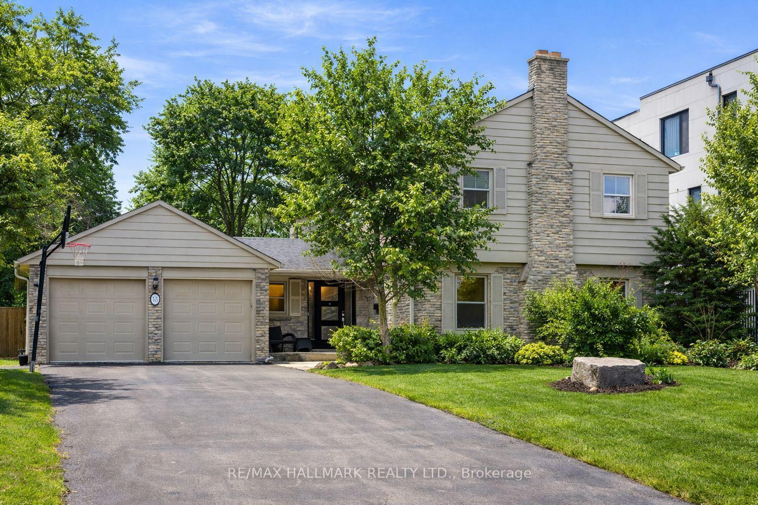 55 Riverside Boulevard — photo 1