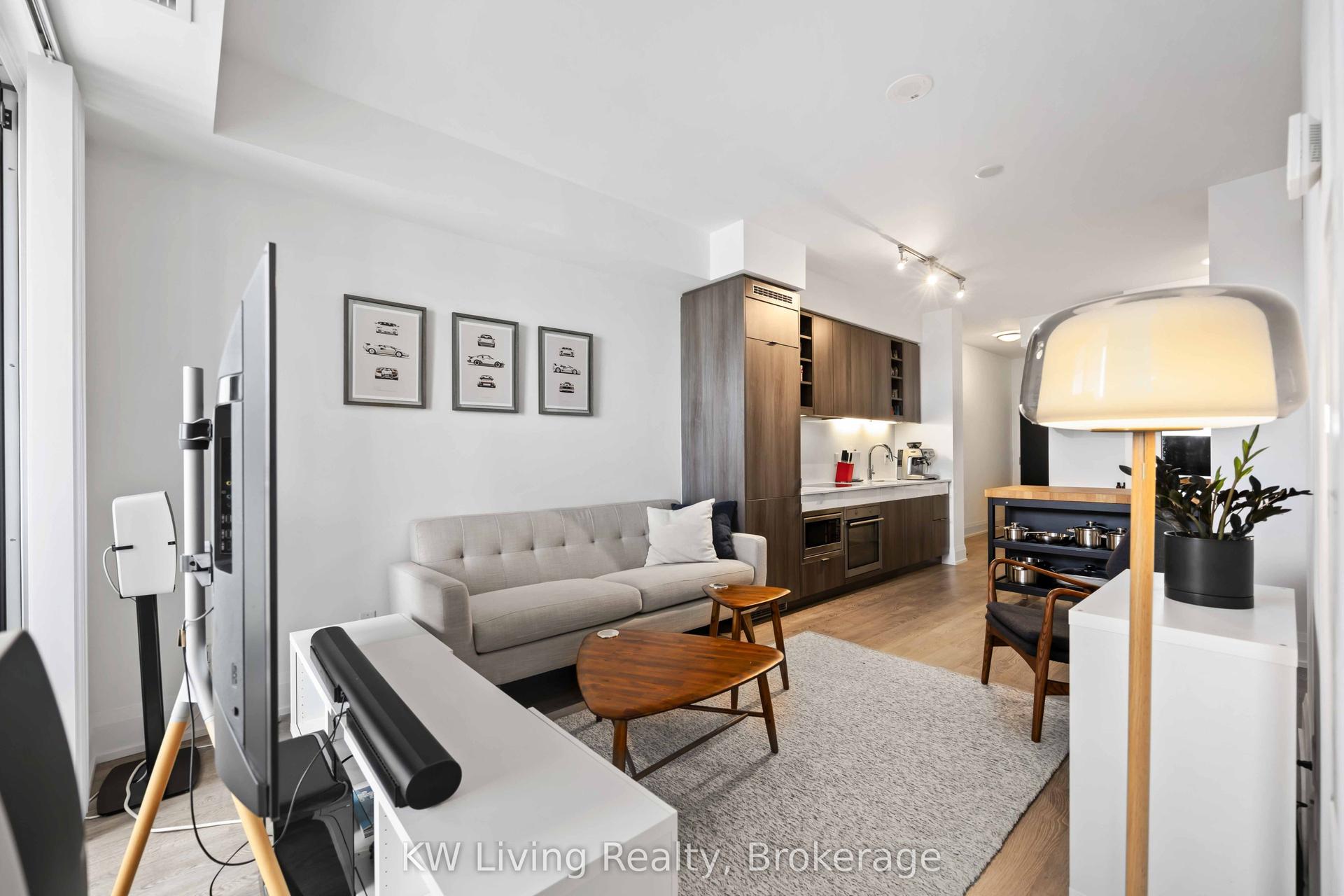 101 Erskine Avenue 1703 #1703, Toronto — Condo for sale, photo 1