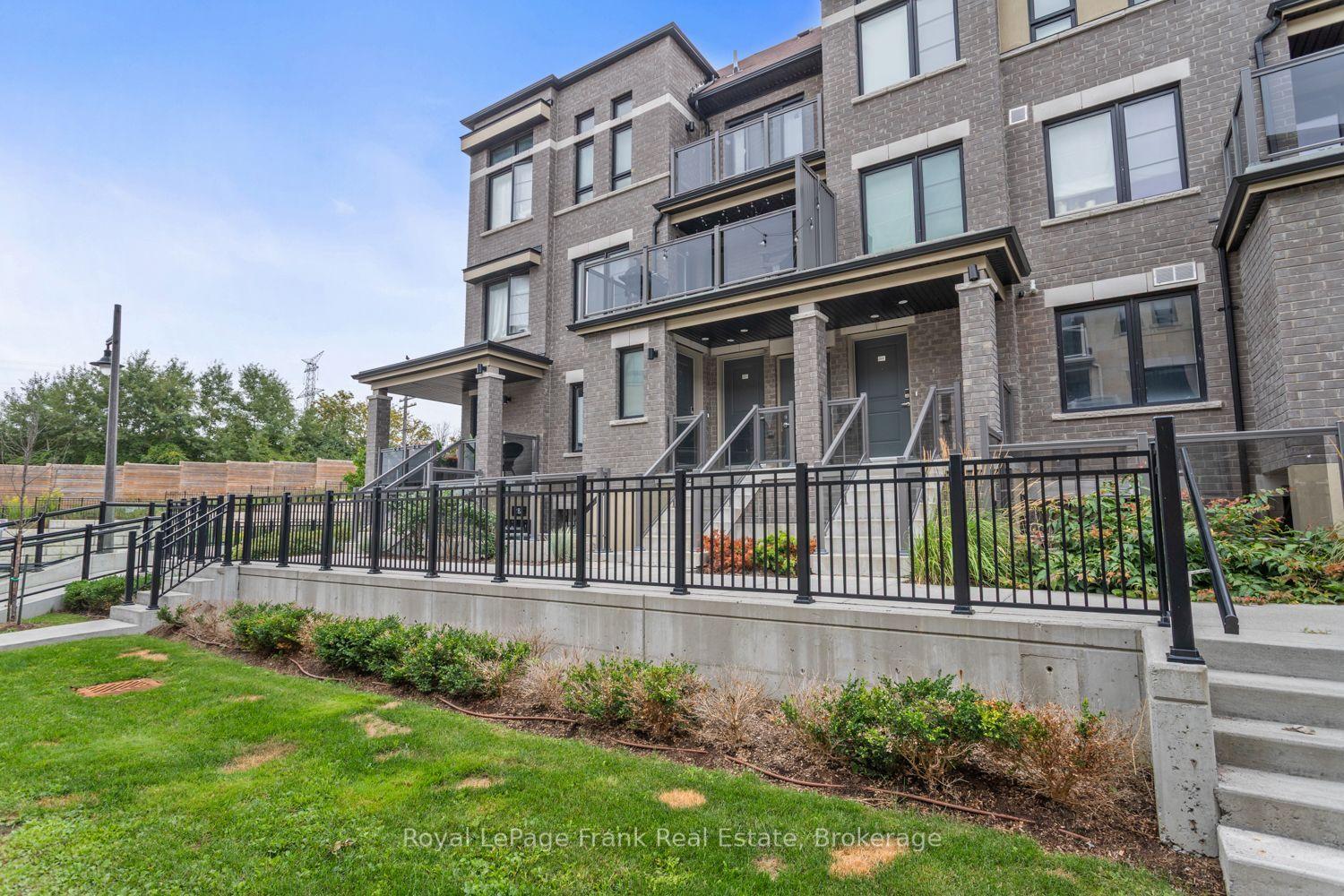 28C Lookout Drive 17 #17, Clarington — Condo Town for sale, photo 1