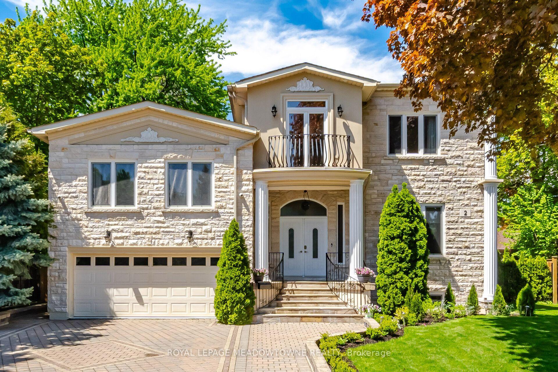 2 The Keanegate Street, Toronto — Detached for sale, photo 1