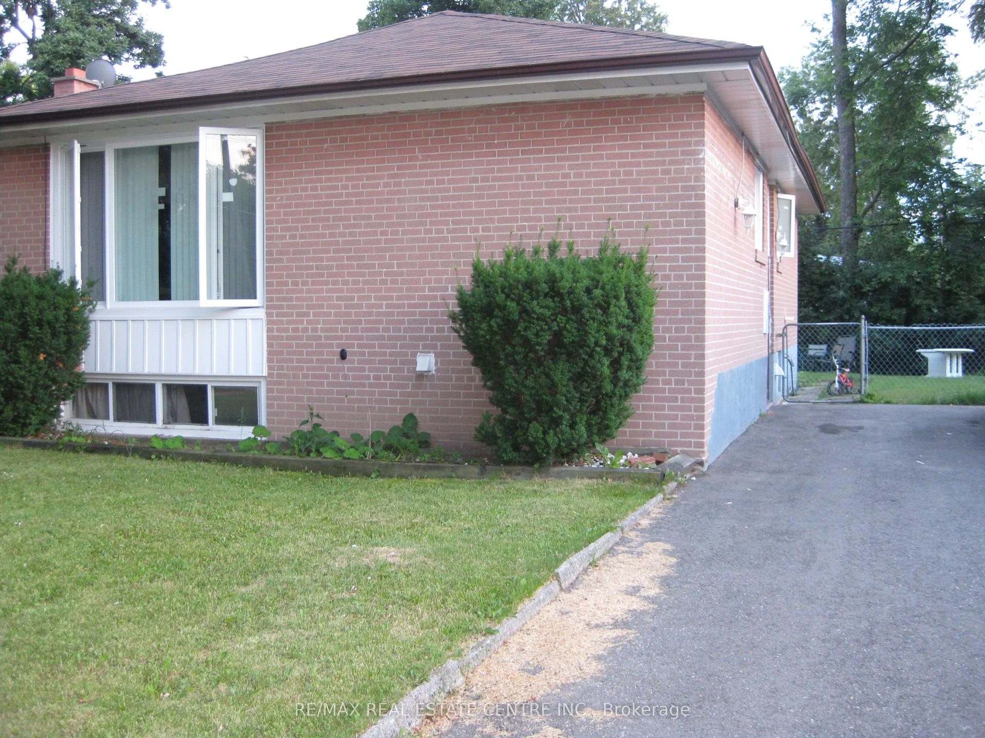 63 Mcmurchy Avenue S Bsmt #Bsmt — photo 1