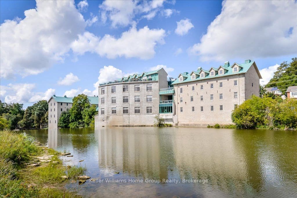 478 St Andrew Street E 104 #104 — photo 1