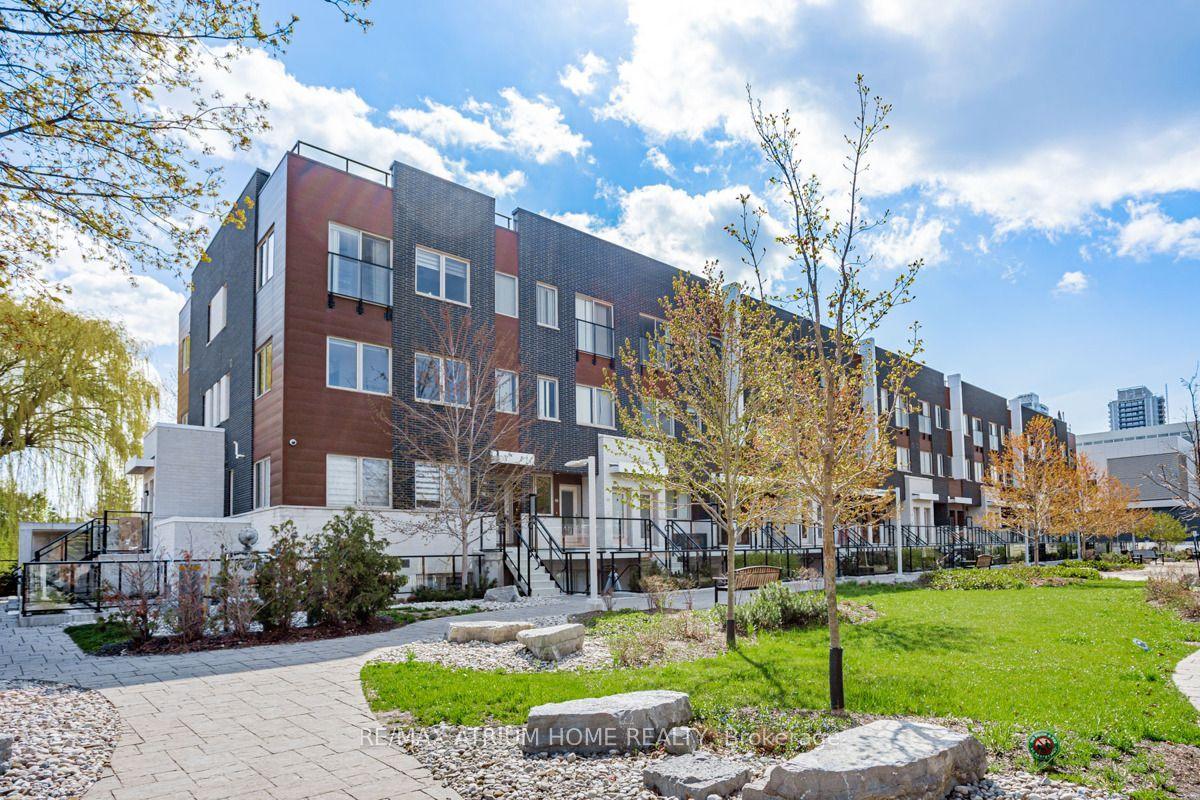780 Sheppard Avenue E 18 #18, Toronto — Condo Town for sale, photo 1