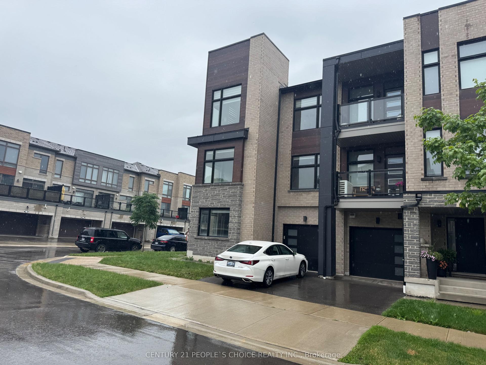 2518 Littlefield Crescent, Oakville — Townhouse for lease, photo 1