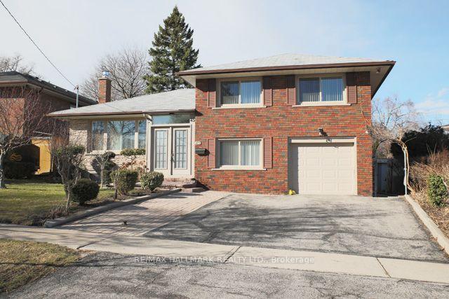 45 Landfair Crescent Lower #Lower, Toronto — Detached for lease, photo 1