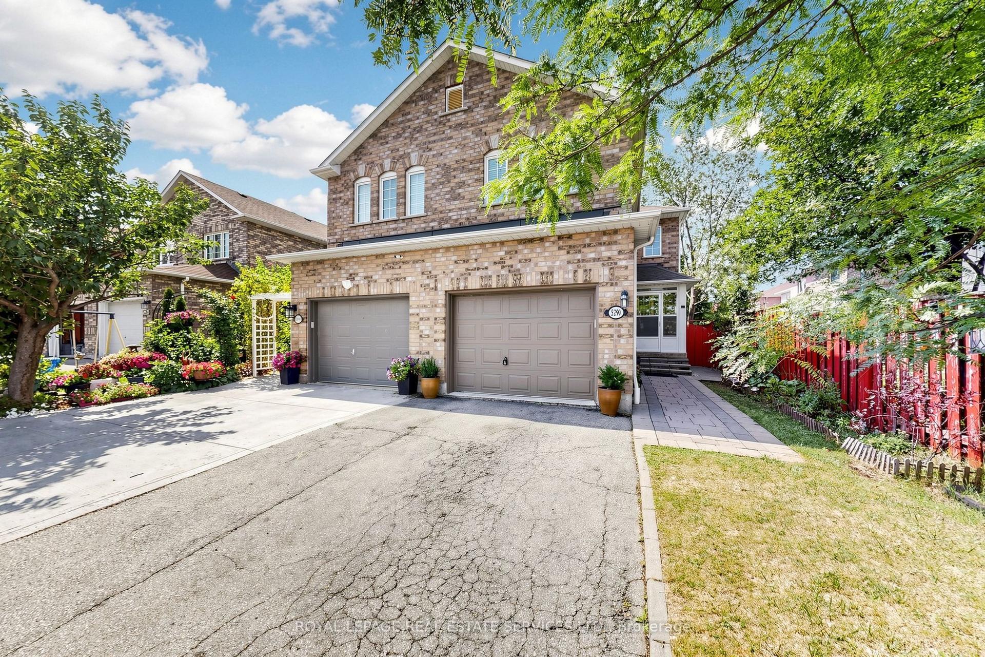 5290 Brookwood Court, Mississauga — Semi-Detached for sale, photo 1