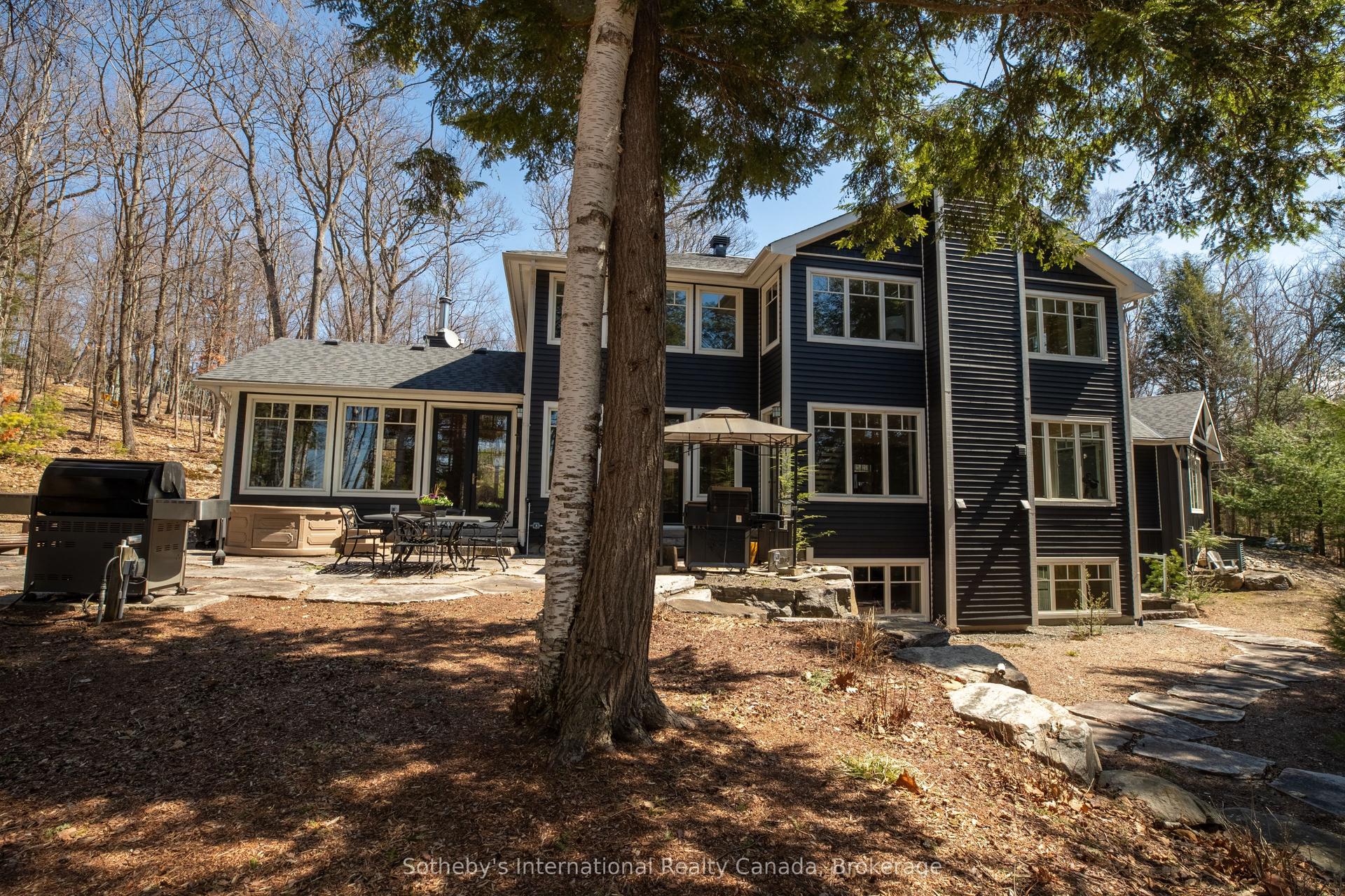 1025 Long Point Road — photo 1