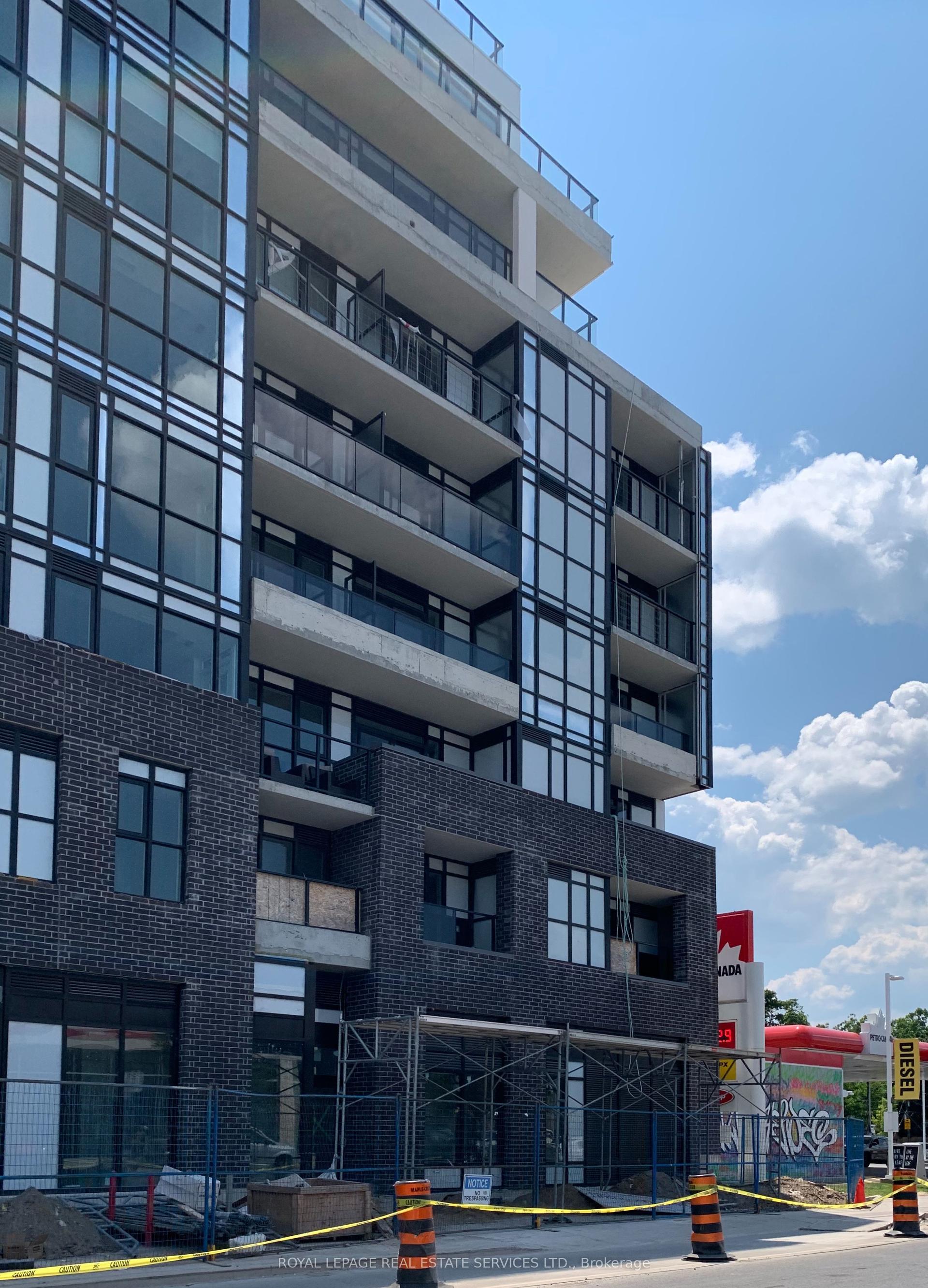 2301 Danforth Avenue 408 #408 — photo 1