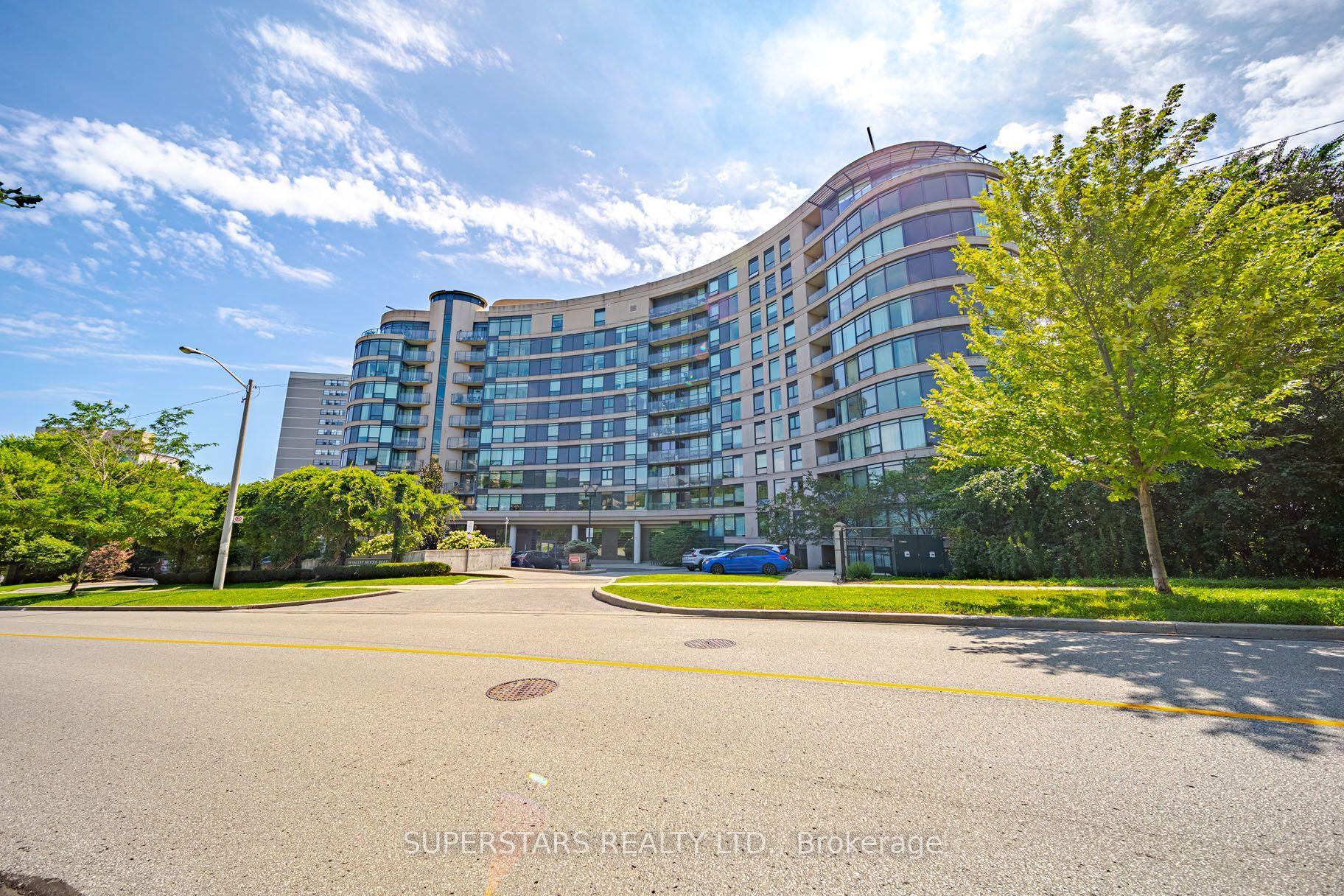 18 Valley Woods Road 815 #815, Toronto — Condo for lease, photo 1