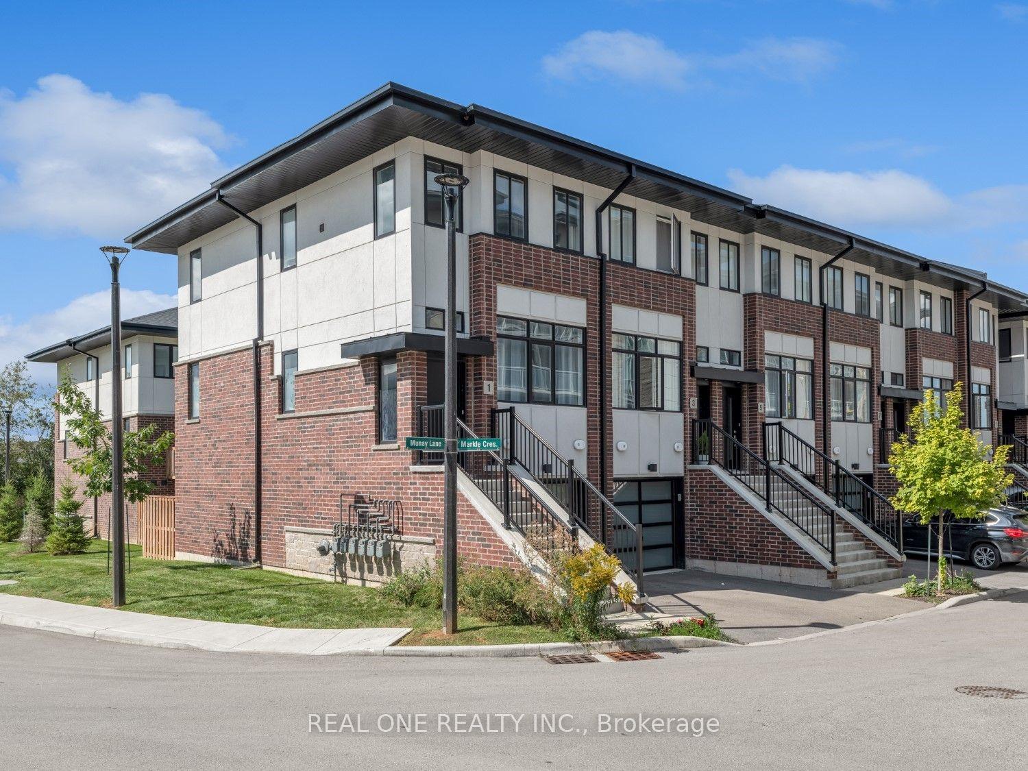 1 Markle Crescent, Hamilton — Townhouse for lease, photo 1