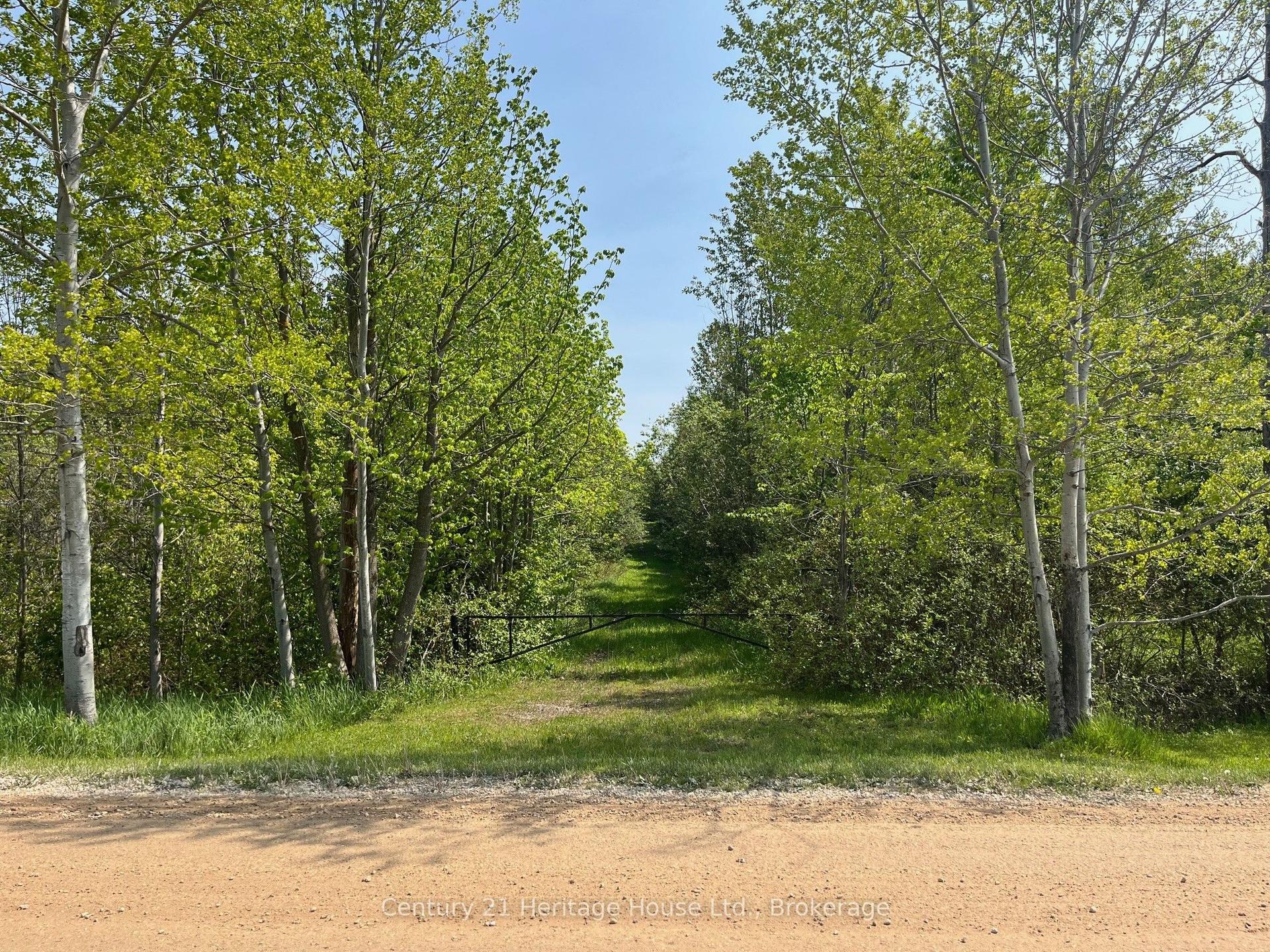 502774 Sideroad 9 WGR, West Grey — Land for sale, photo 1