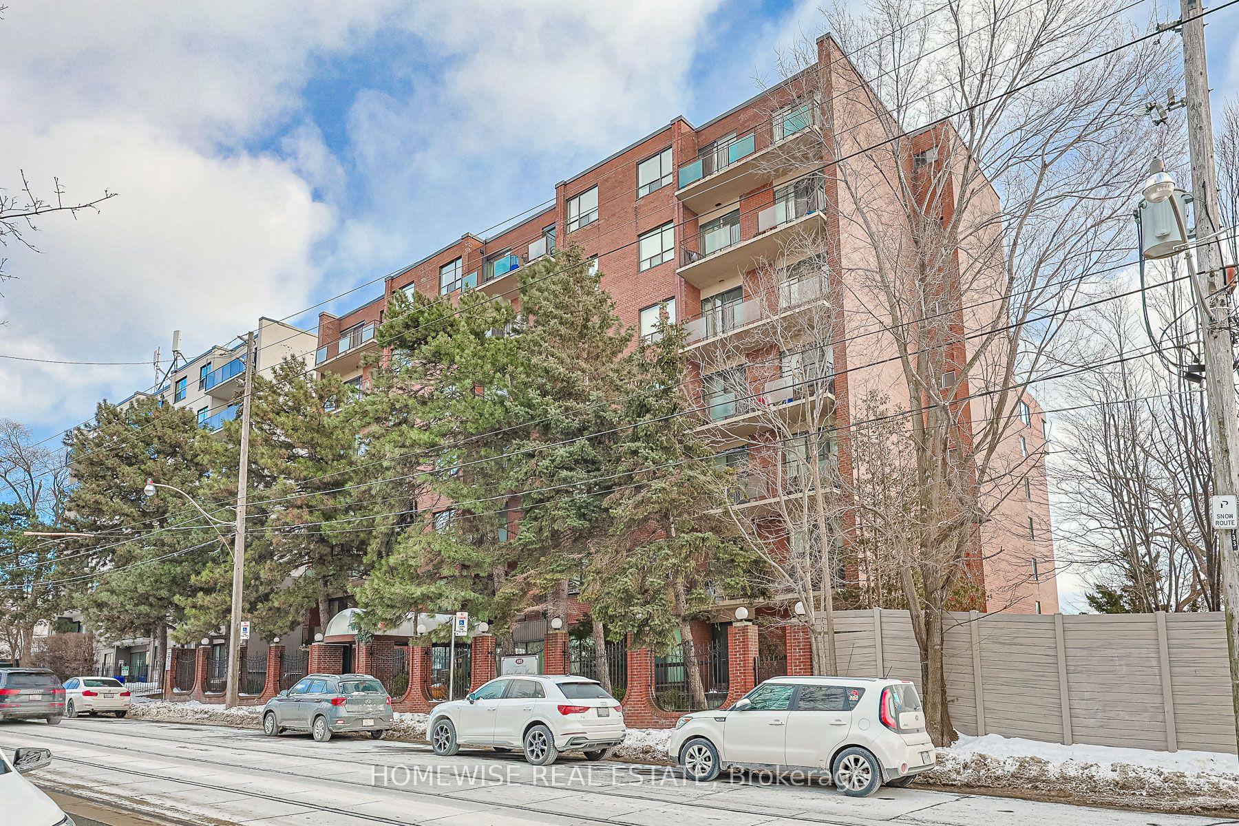 485 Kingston Road 611 #611 — photo 1