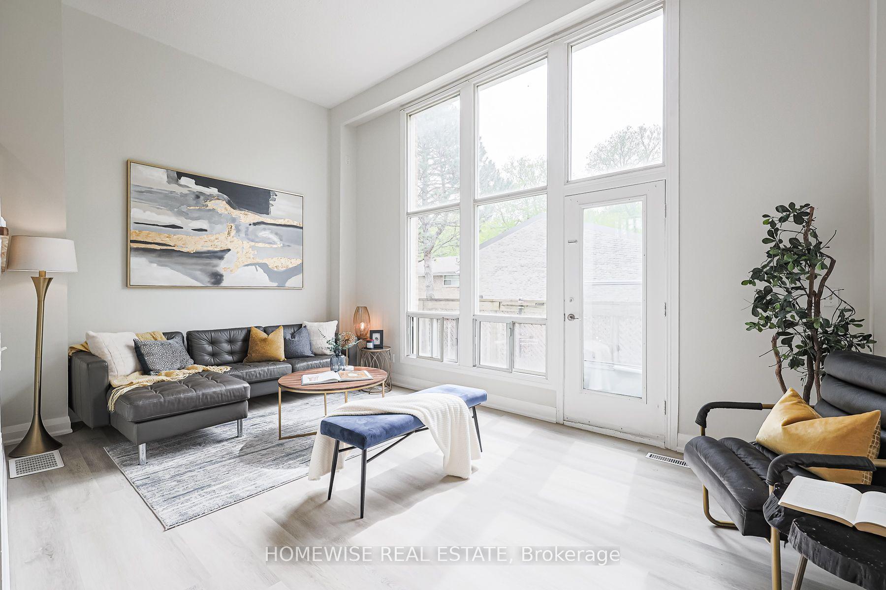 560 Waverly Street N 33 #33, Oshawa — Condo Town for lease, photo 1