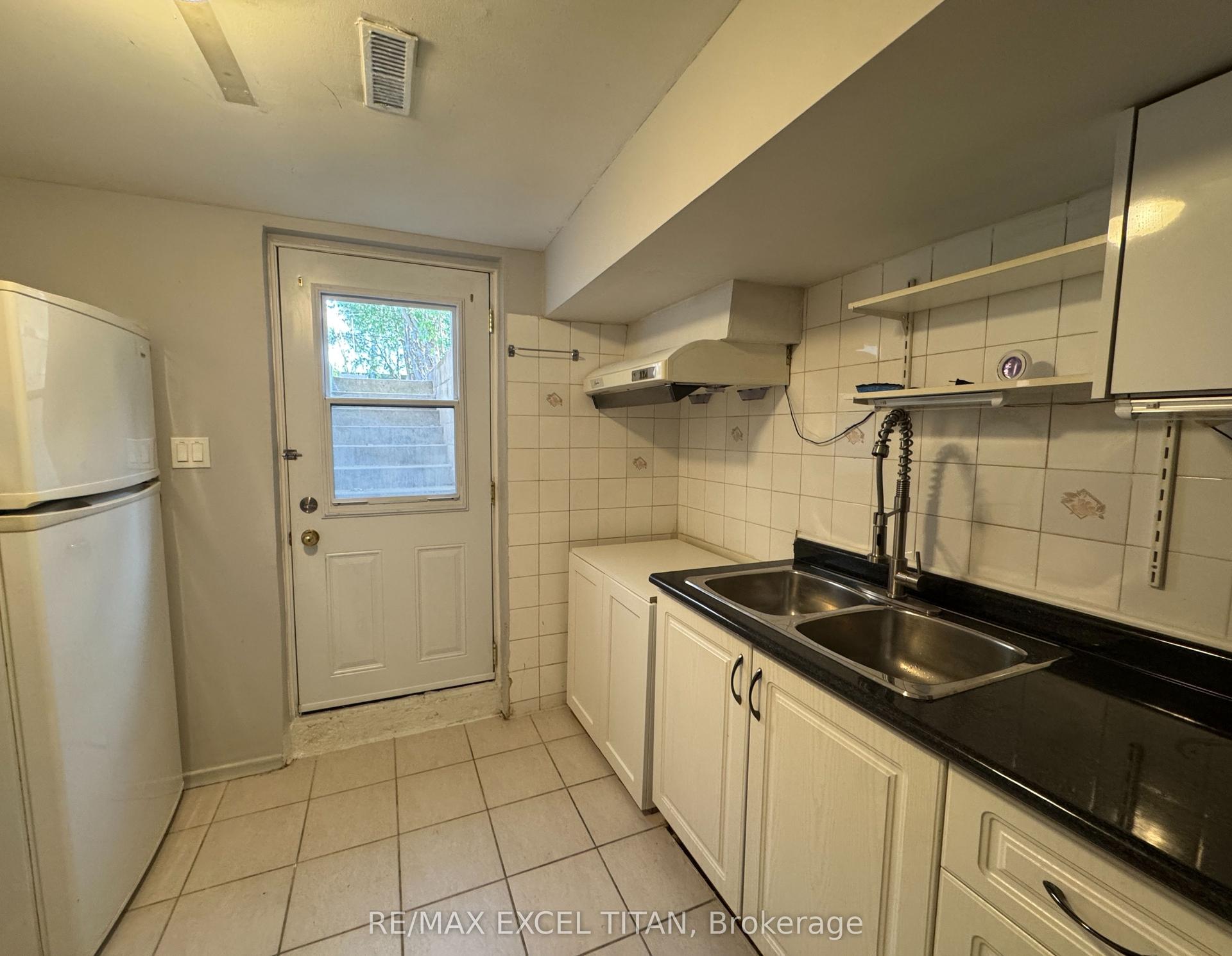251 Shawnee Circle Bsmt #Bsmt — photo 1