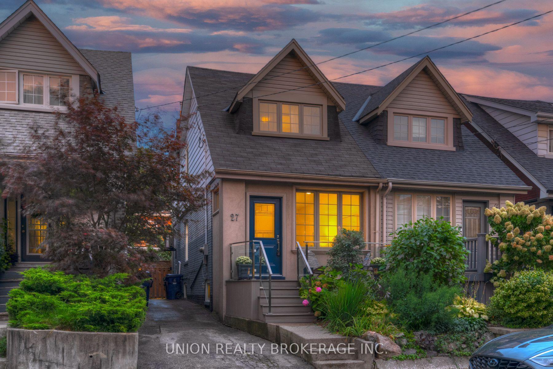 27 Kent Road, Toronto — Semi-Detached for sale, photo 1