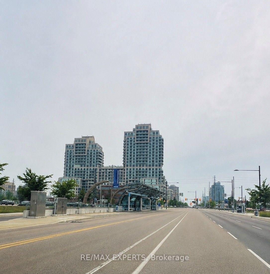 9205 Yonge Street 1611 #1611, Richmond Hill — Condo for lease, photo 1
