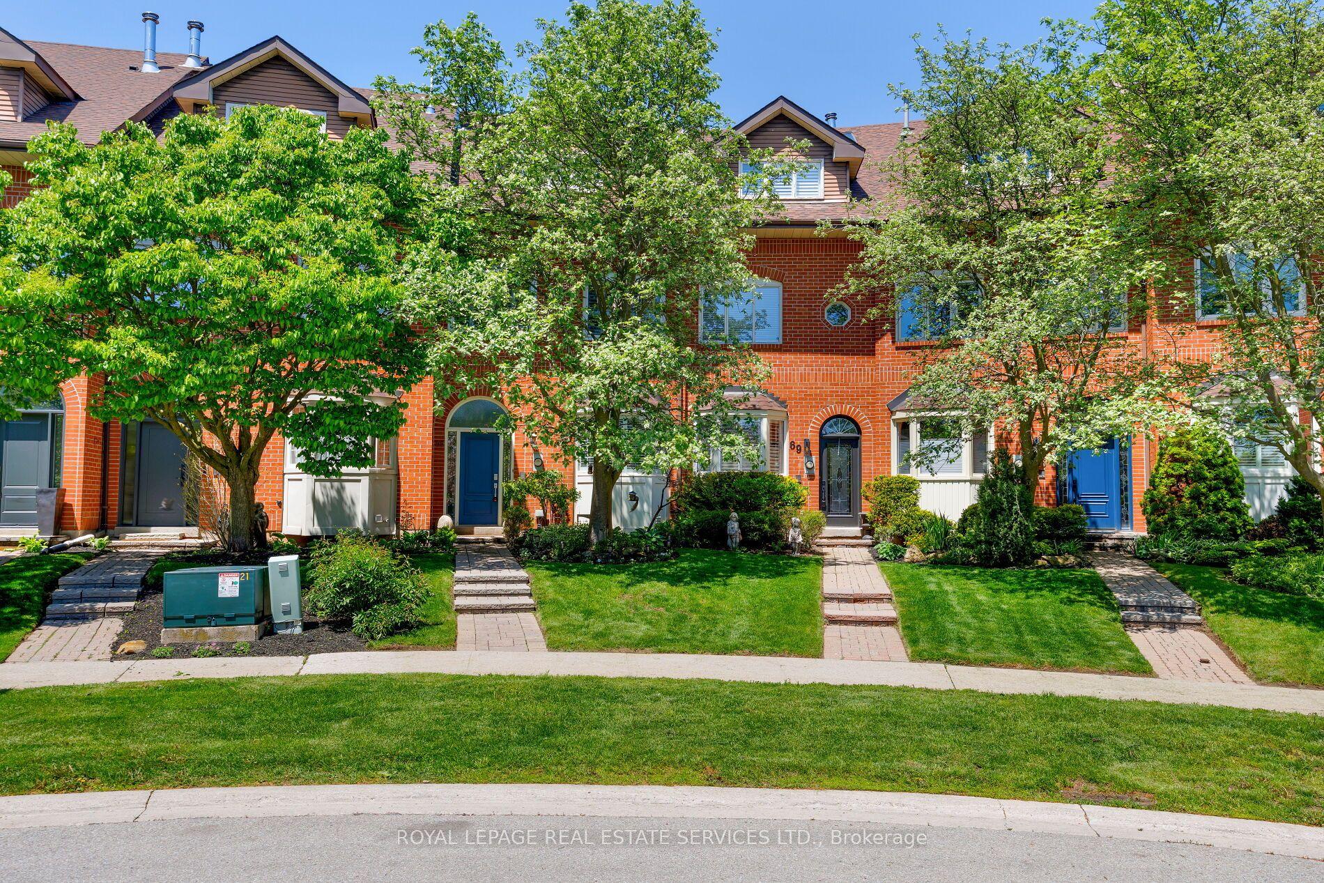 68 Tradewind Drive, Oakville — Townhouse for sale, photo 1