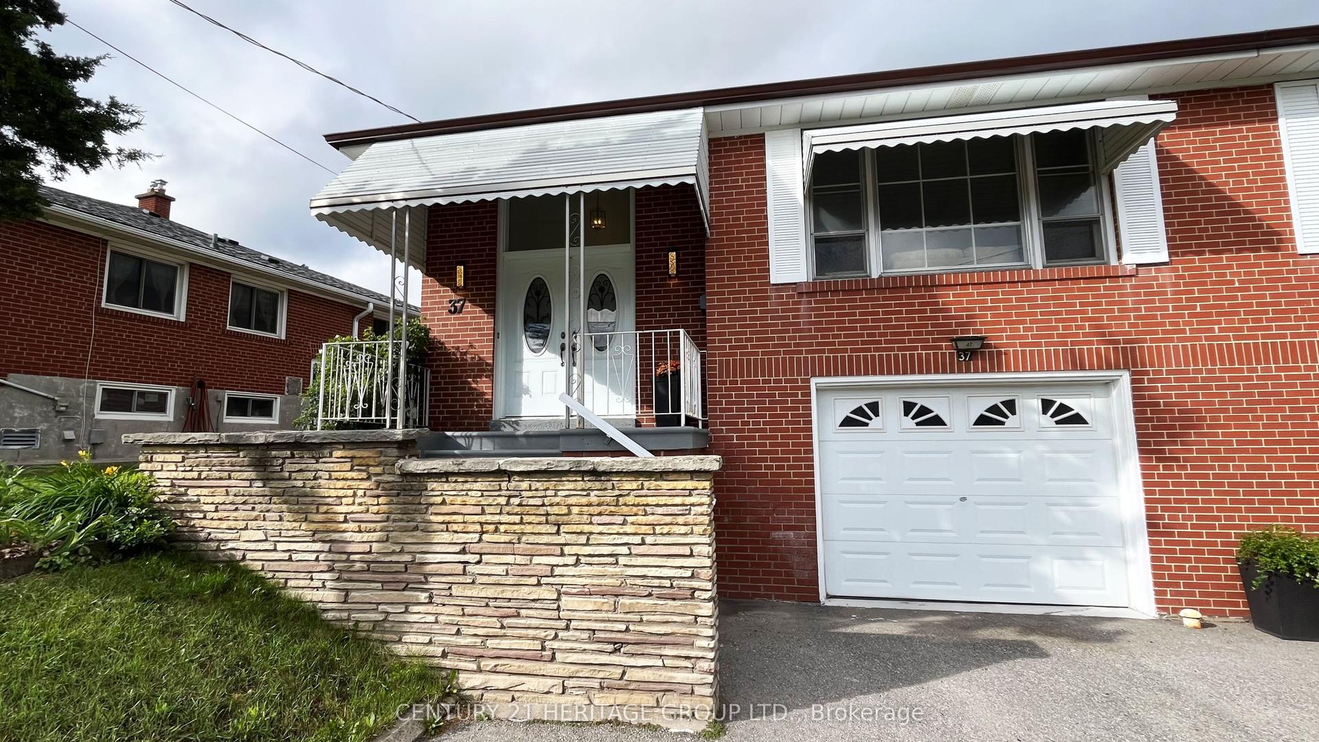 37 Gambello Crescent — photo 1