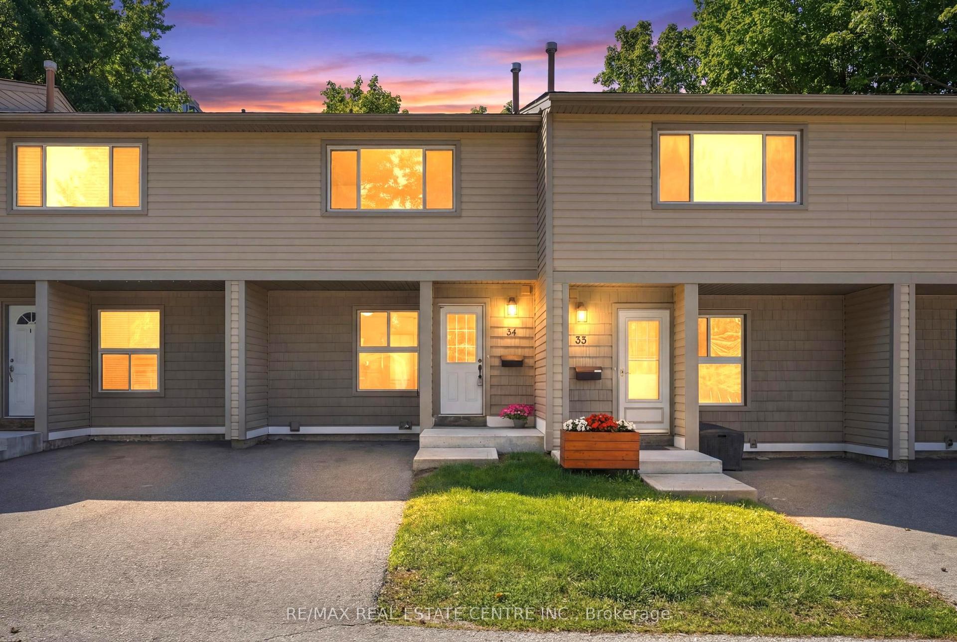 15 Green Valley Drive 34 #34 — photo 1
