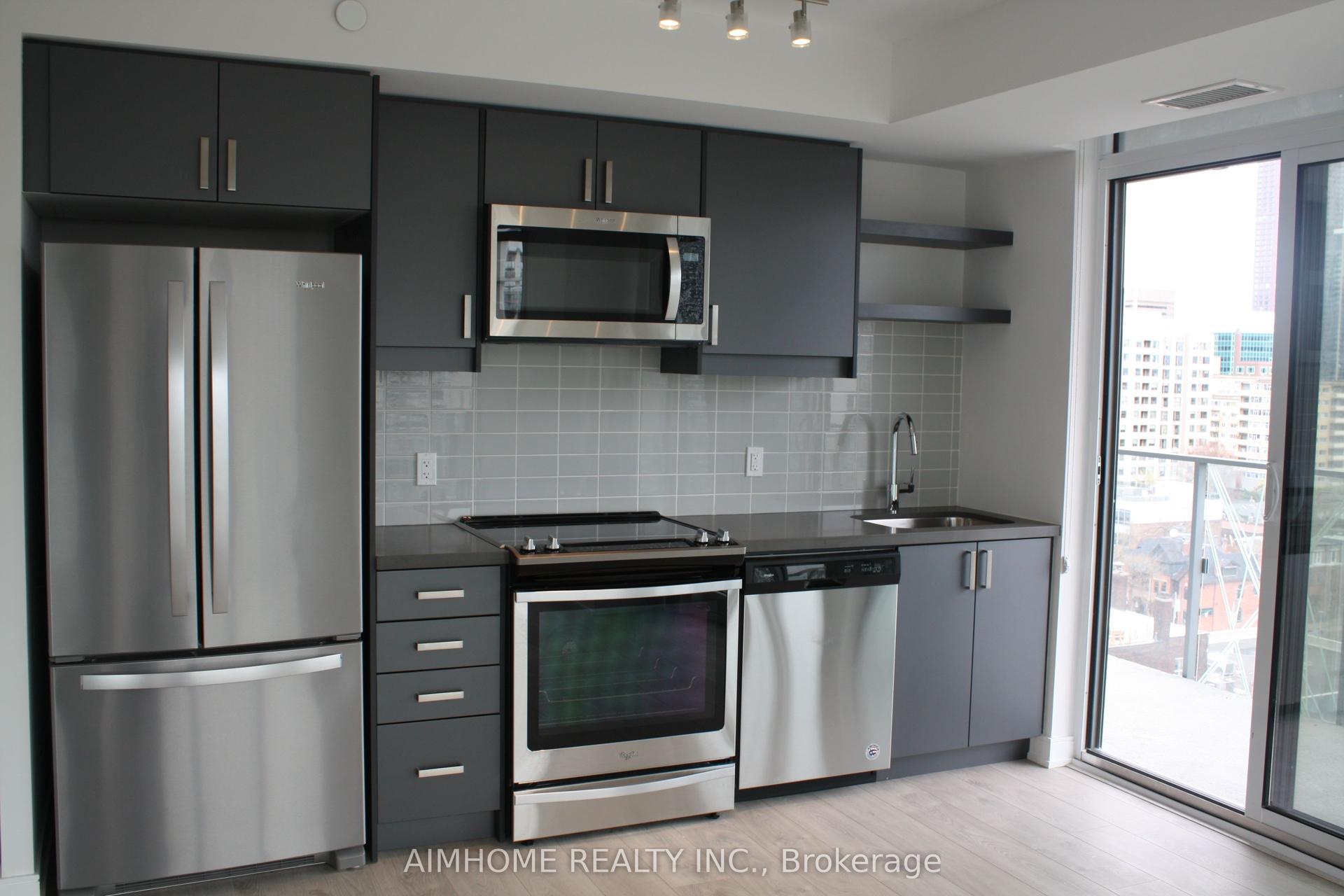 50 Wellesley Street E 1608 #1608 — photo 1