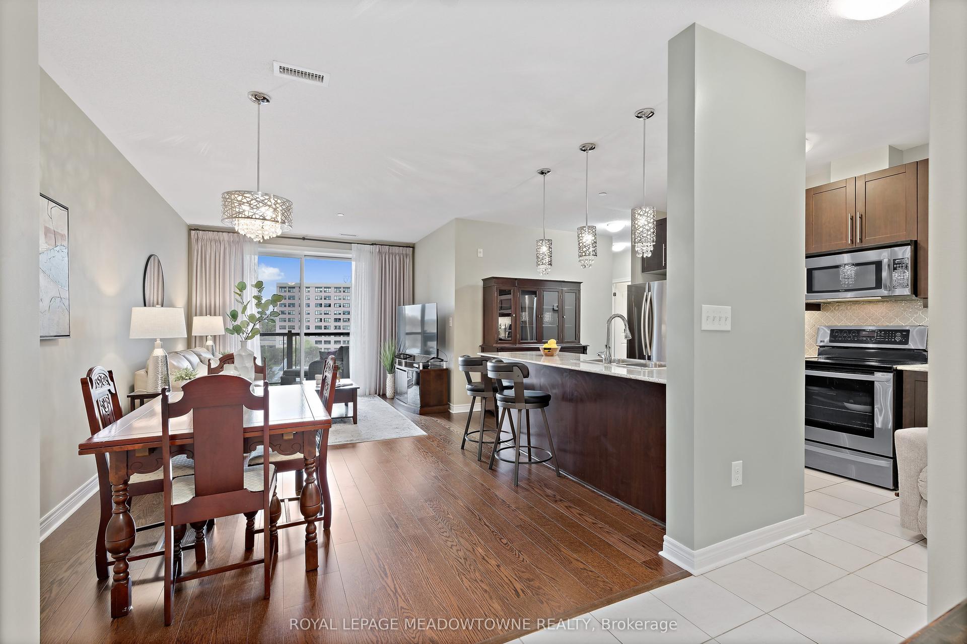 383 Main Street E 405 #405 — photo 1