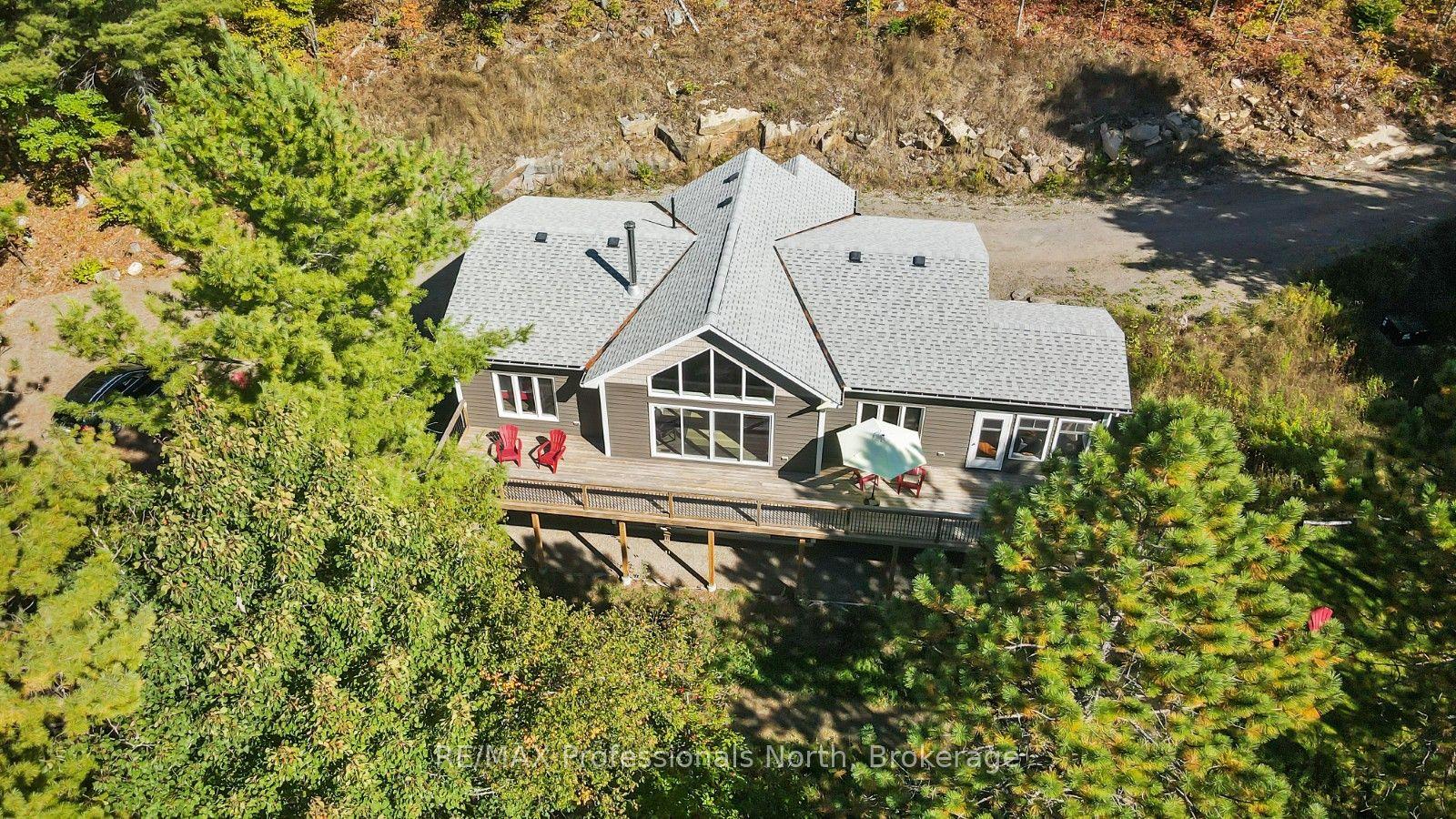 1083 Kendra Court — photo 1