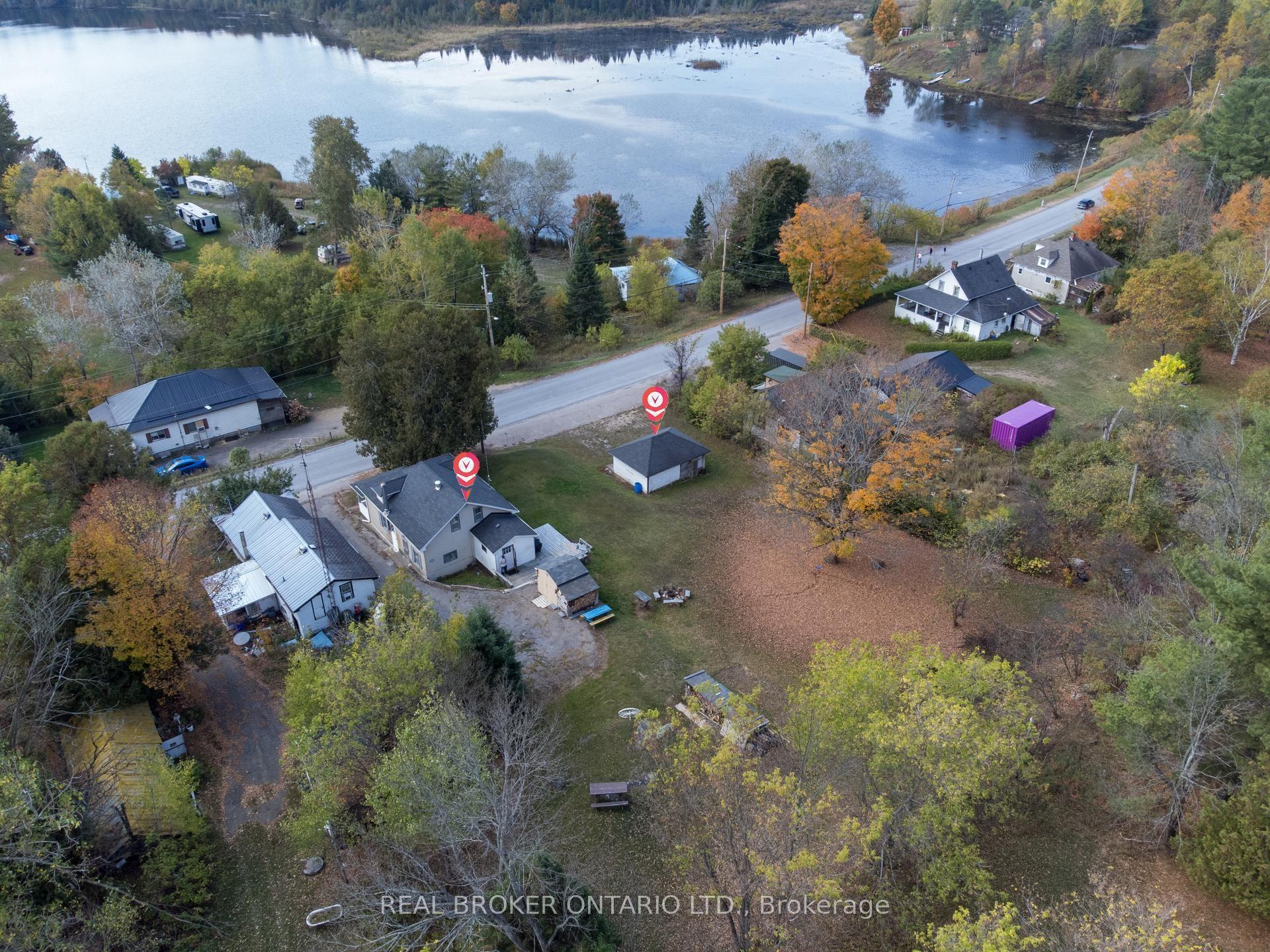 79 & 85 Bridge Street, Addington Highlands — Detached for sale, photo 1