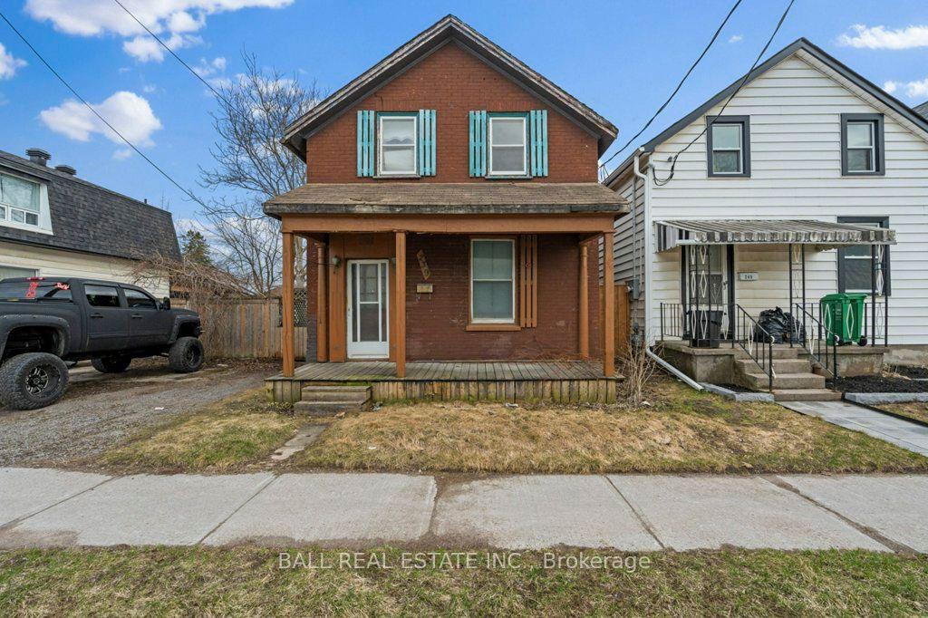 239 Lake Street — photo 1