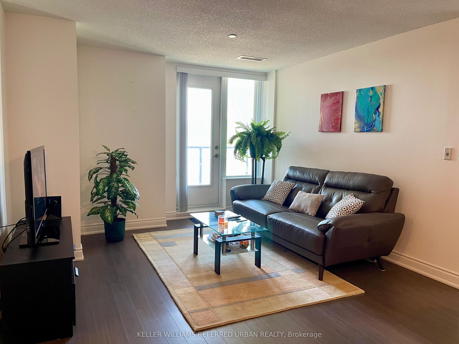 325 South Park Road 316 #316, Markham — Condo for lease, photo 1