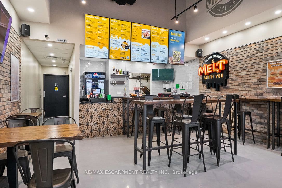 9 Pine Street N 34 #34 — photo 1