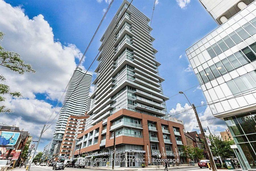 92 McGill Street, Toronto — Condo Town for sale, photo 1