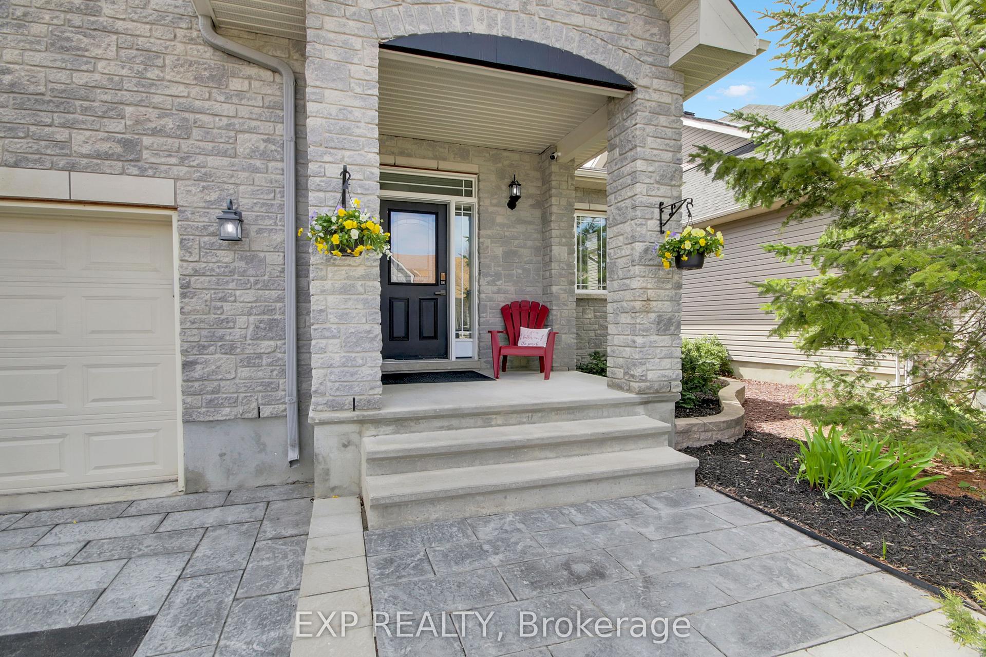 88 Mcgregor Street — photo 1